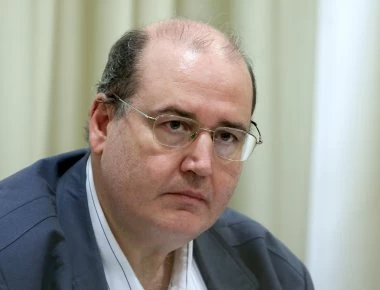 Τα Σκόπια... αποθεώνουν τον Νίκο Φίλη: «Βουλευτής του ΣΥΡΙΖΑ εξηγεί πώς η Μακεδονία δεν είναι ελληνική» (βίντεο)